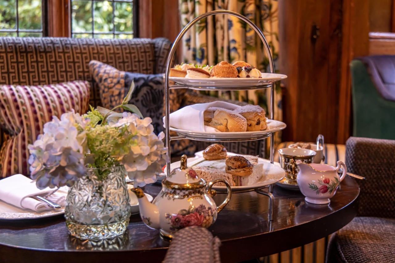 Langshott Manor - Luxury Hotel Gatwick Horley Exteriér fotografie