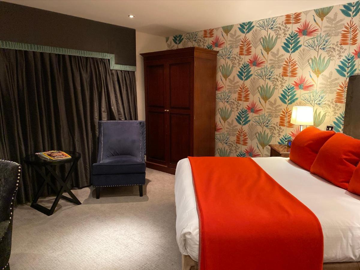 Langshott Manor - Luxury Hotel Gatwick Horley Exteriér fotografie