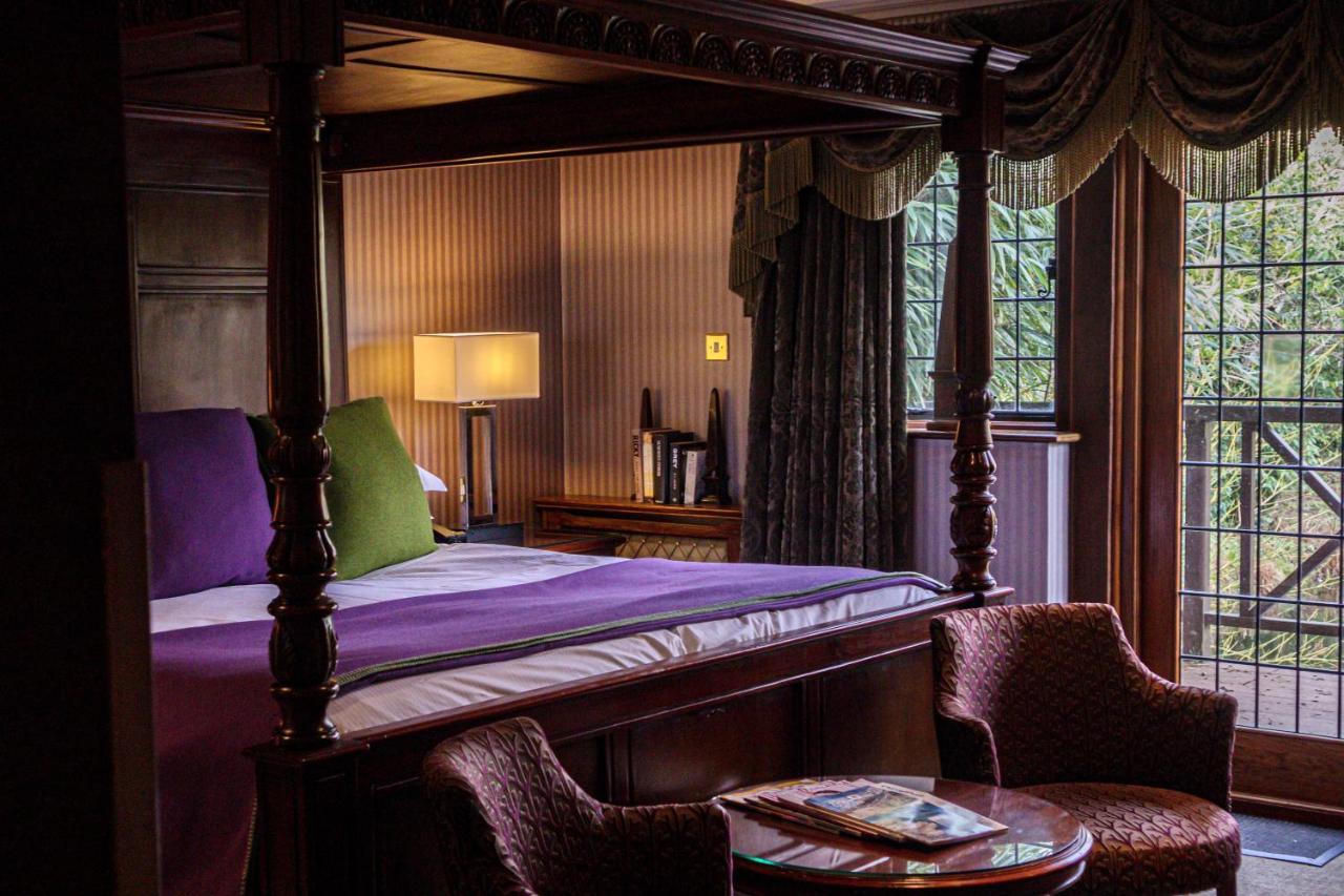 Langshott Manor - Luxury Hotel Gatwick Horley Exteriér fotografie