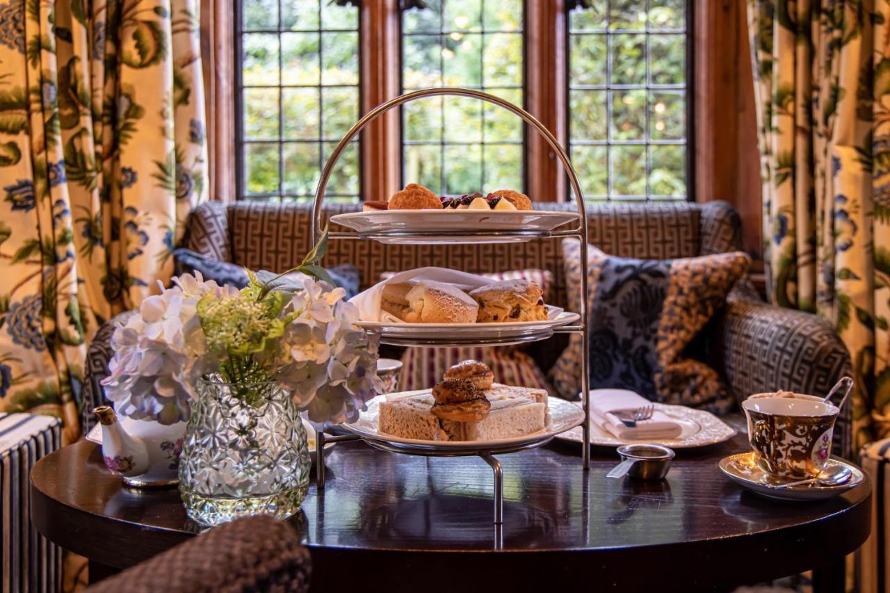 Langshott Manor - Luxury Hotel Gatwick Horley Exteriér fotografie