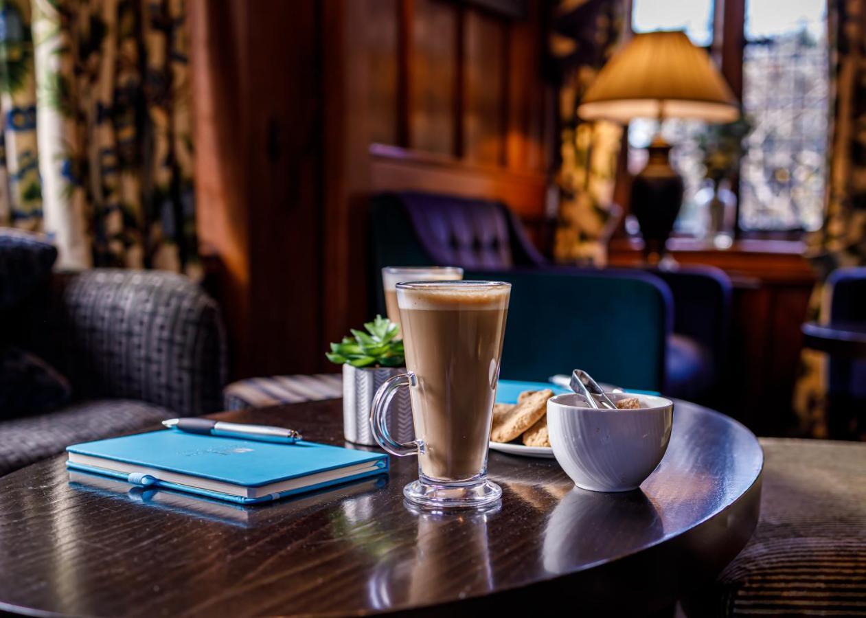 Langshott Manor - Luxury Hotel Gatwick Horley Exteriér fotografie