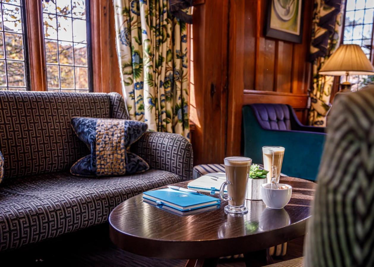 Langshott Manor - Luxury Hotel Gatwick Horley Exteriér fotografie