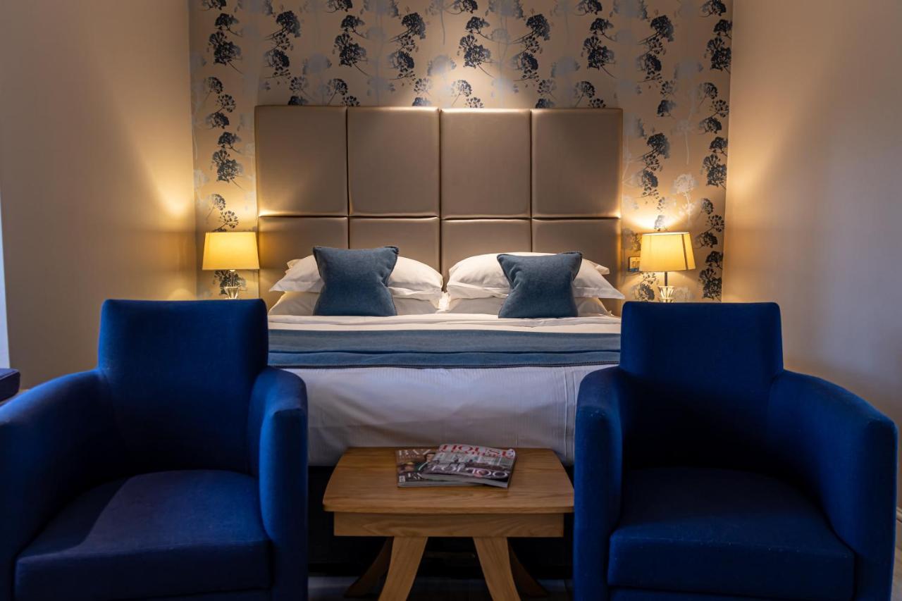 Langshott Manor - Luxury Hotel Gatwick Horley Exteriér fotografie