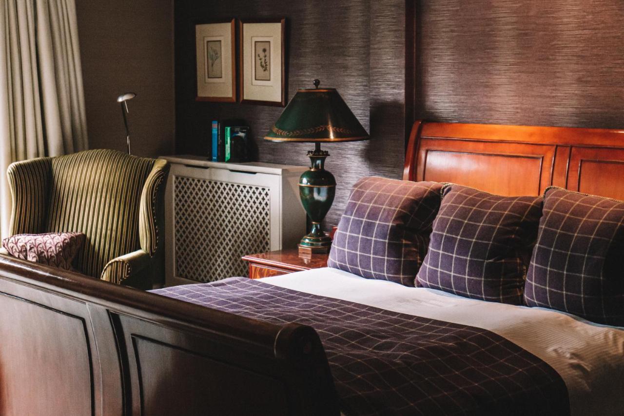 Langshott Manor - Luxury Hotel Gatwick Horley Exteriér fotografie