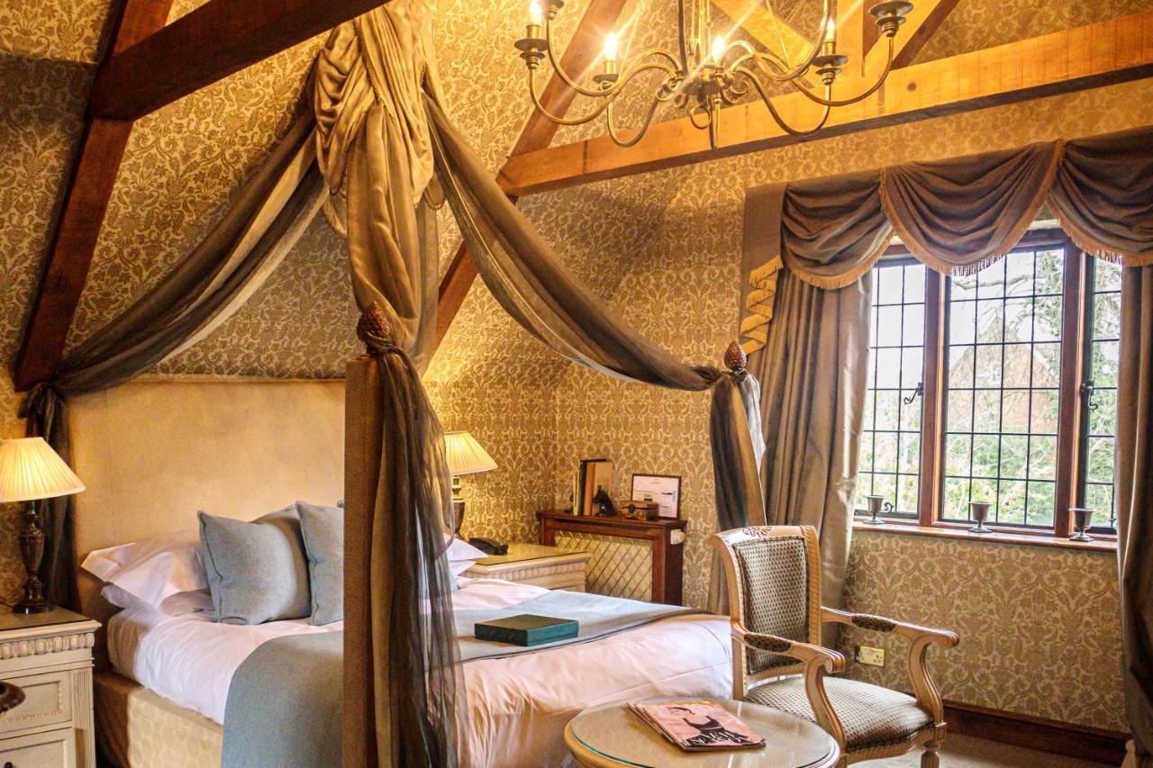 Langshott Manor - Luxury Hotel Gatwick Horley Exteriér fotografie